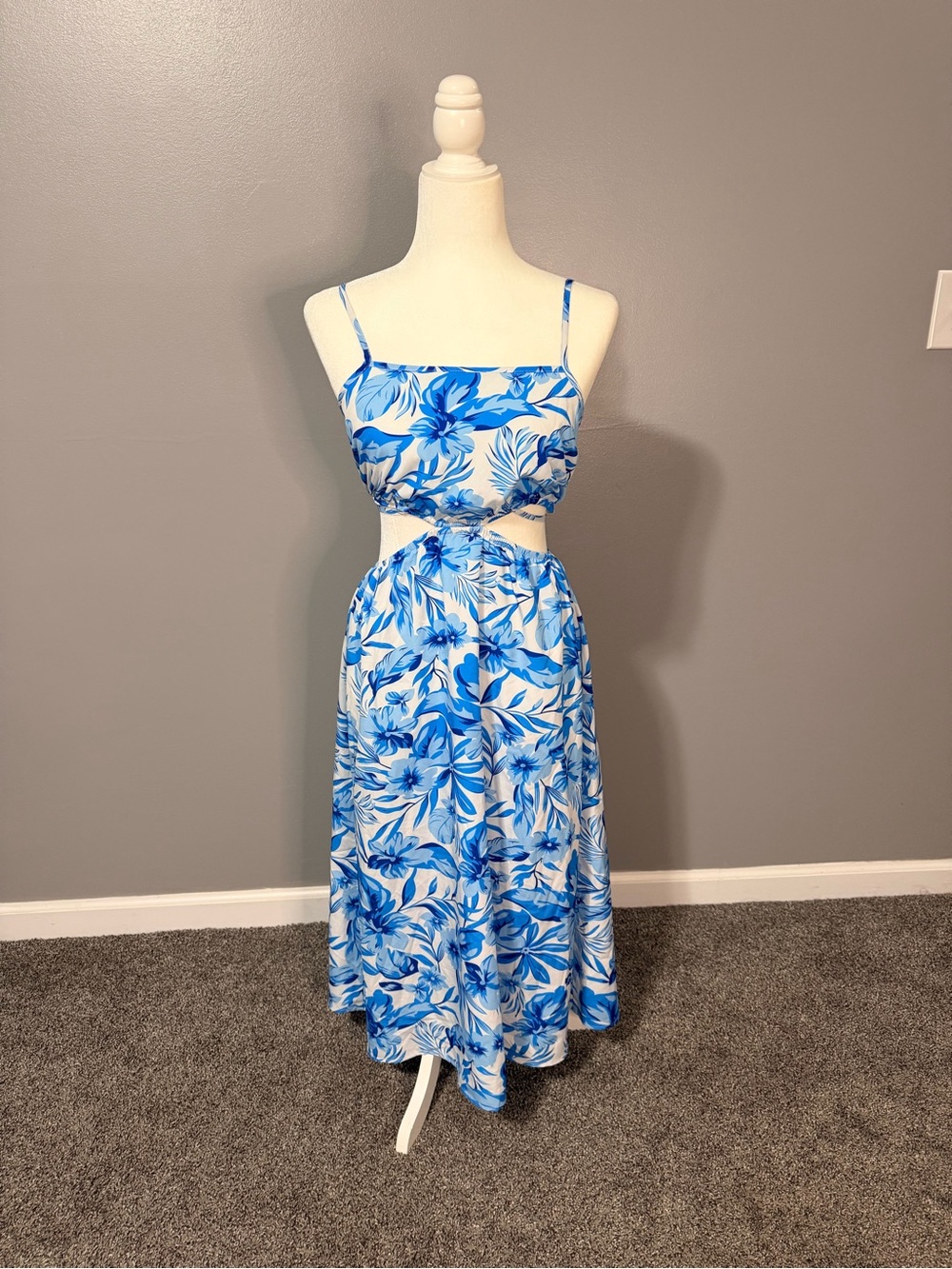 SHEIN Blue & White Floral Midi Dress with Side Cutouts